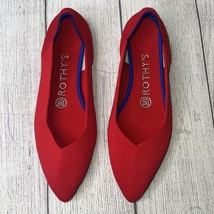 🔹 Rothy’s The Point